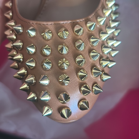 VINCE CAMUTO Brown Fudge Leather MADELYN Spike Platform Pumps - Picture 4 of 4